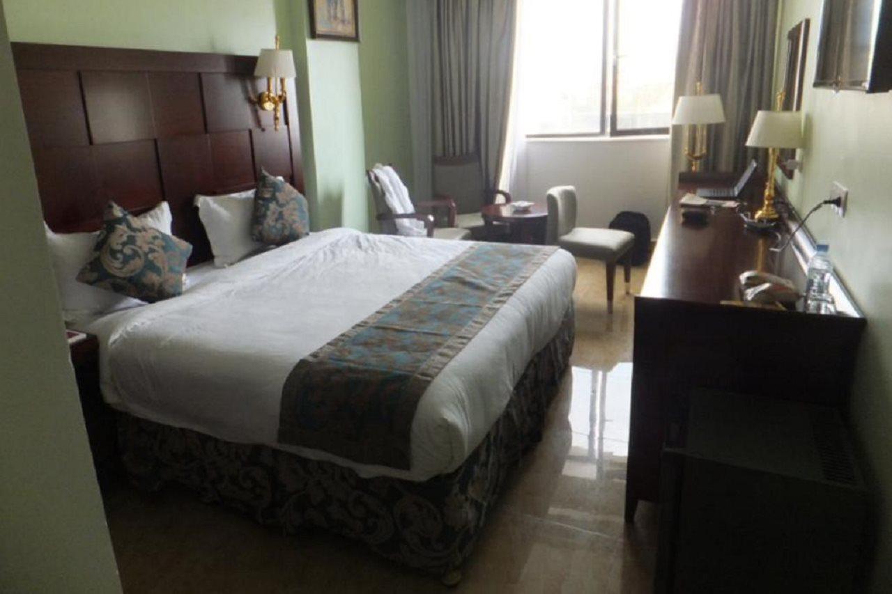 El Kenz Hotel เซติฟ ภายนอก รูปภาพ